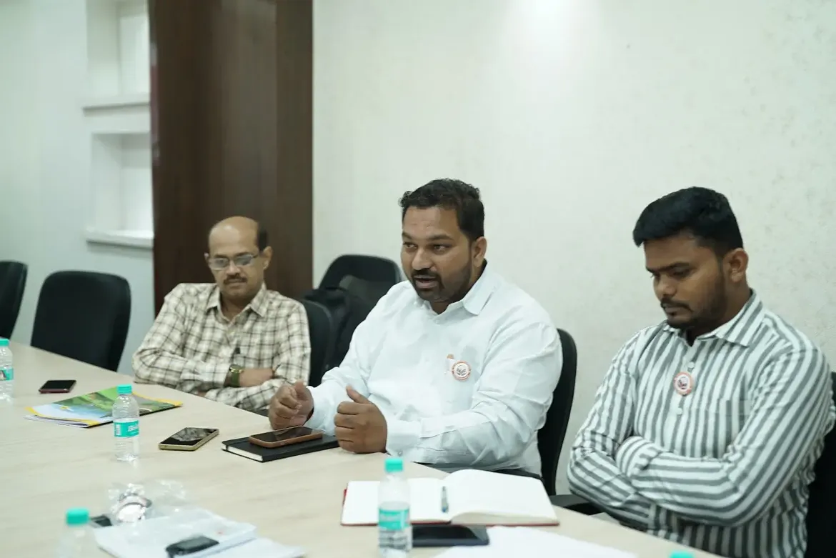 विश्वमंगल मराठी फाउंडेशनची साप्ताहिक आढावा बैठक पुणे येथे संपन्न